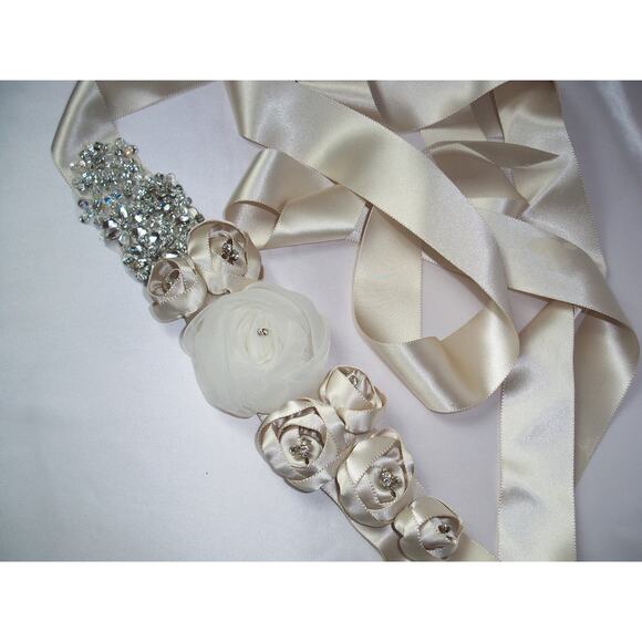 Champagne taupe bridal belt, bridal dress belt belt rhinestone bridal dress sash - Picture 2 of 5
